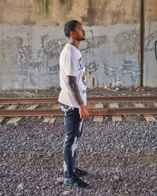 STRAANGERS Tee